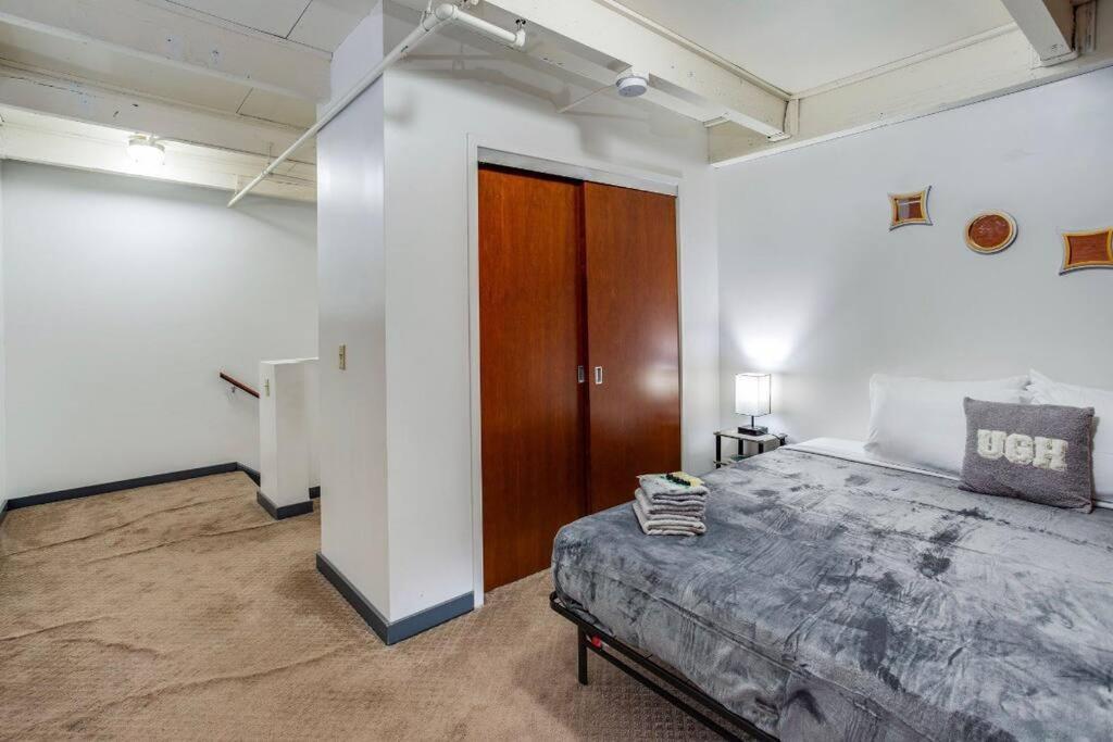 Centric Modern Loft W/ King Beds Apartment Rochester Exterior foto