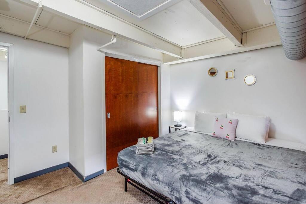 Centric Modern Loft W/ King Beds Apartment Rochester Exterior foto