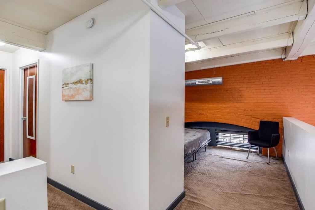 Centric Modern Loft W/ King Beds Apartment Rochester Exterior foto